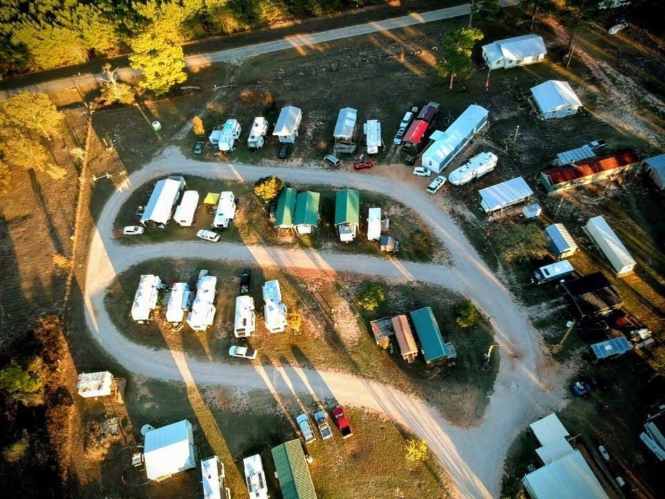 Whispering Pines RV & Lodging