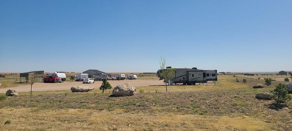 R. Via Retreat RV Park Swanson Lake